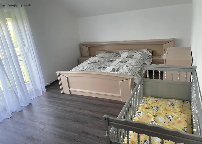 شقة Mia بيهاتش